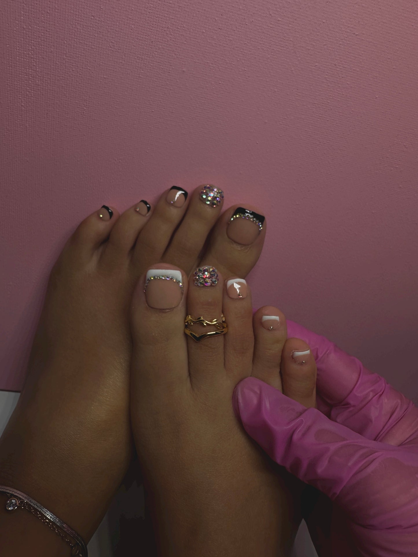Two Toned Pedi (10 pcs)